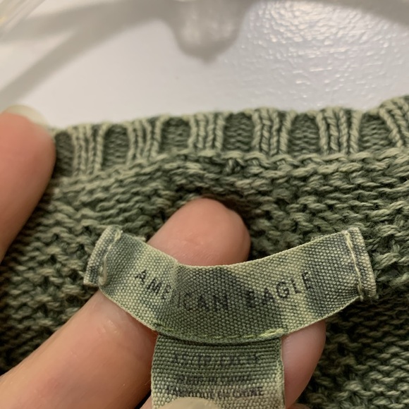American Eagle 100% cotton AEO size XS green cable cropped sweater cardigan - Picture 2 of 5